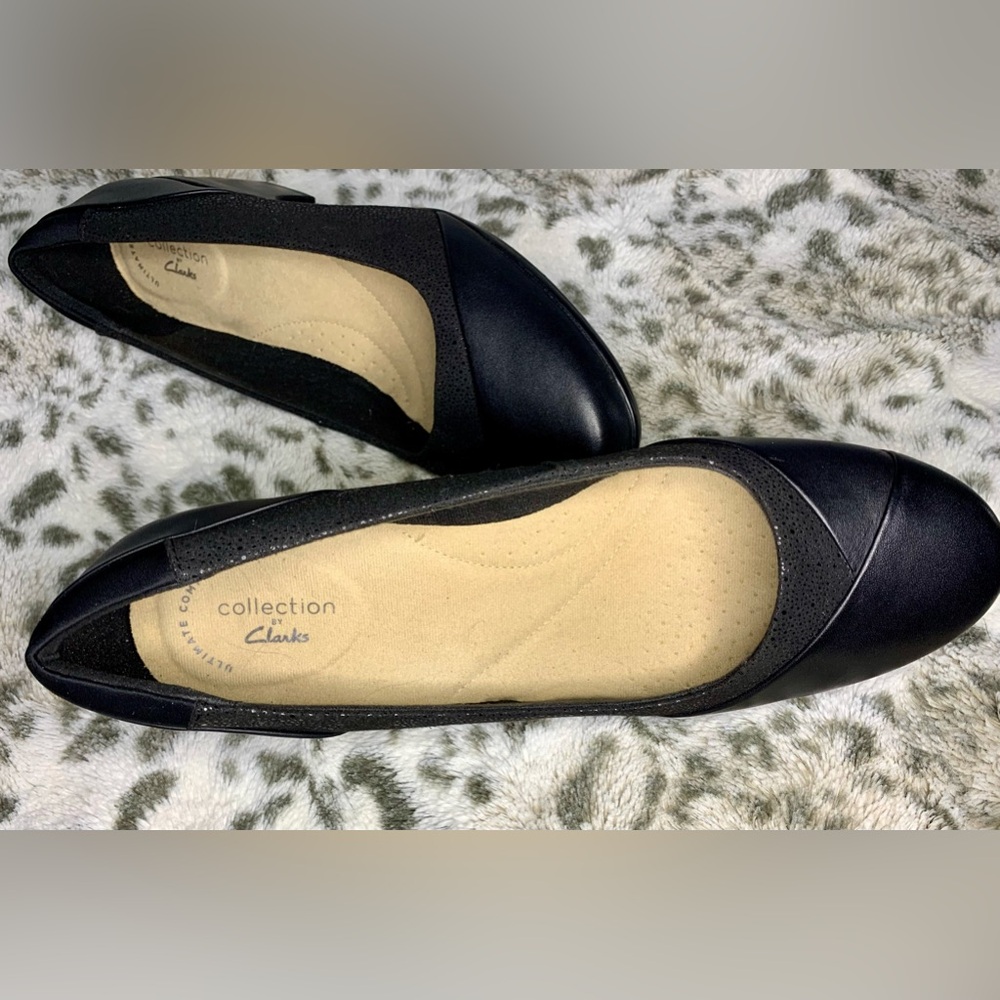 Clarks block heel dress shoes